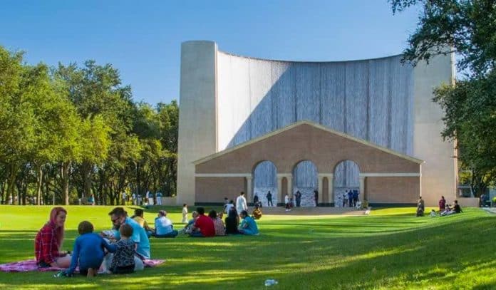 Gerald D. Hines Waterwall Park